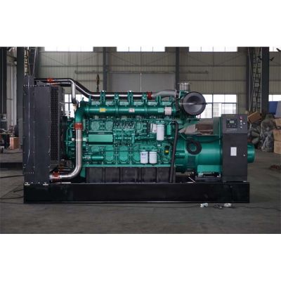 工廠直銷1200KW柴油發(fā)電機(jī)，品牌有廣西玉柴、無錫動(dòng)力、通柴、濟(jì)柴等柴油發(fā)電機(jī)組。廠價(jià)直銷歡迎選購：13773399855。