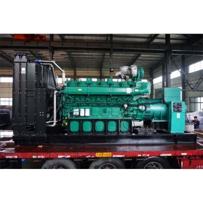 工廠直銷1500KW柴油發(fā)電機(jī)，品牌有廣西玉柴、通柴、濟(jì)柴、科克等柴油發(fā)電機(jī)組。廠價(jià)直銷歡迎選購：13773399855。
