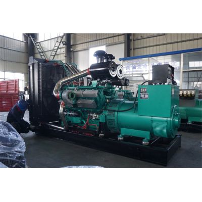 500kw乾能柴油發(fā)電機組-乾能12缸柴油機QN25G690D2柴油發(fā)電機組,缸徑/行程：135/150mm,柴油發(fā)電機組水冷發(fā)動機功率505KW,柴油發(fā)電機組配套馬拉松斯坦福發(fā)電機。廠價直銷歡迎選購：13773399855。