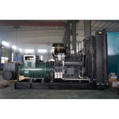 1100kw無錫動(dòng)力柴油發(fā)電機(jī)組-無錫動(dòng)力12缸柴油機(jī)WD360TAD110柴油發(fā)電機(jī)組,缸徑/行程：152/165mm,柴油發(fā)電機(jī)組水冷發(fā)動(dòng)機(jī)功率1210KW,柴油發(fā)電機(jī)組配套馬拉松斯坦福發(fā)電機(jī)。廠價(jià)直銷歡迎選購：13773399855。