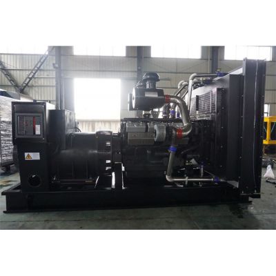 900kw卡得城仕柴油發(fā)電機(jī)組-卡得城仕12缸柴油機(jī)KD28H960柴油發(fā)電機(jī)組,缸徑/行程：138/165mm,柴油發(fā)電機(jī)組水冷發(fā)動(dòng)機(jī)功率960KW,柴油發(fā)電機(jī)組配套馬拉松斯坦福發(fā)電機(jī)。廠價(jià)直銷歡迎選購：13773399855。