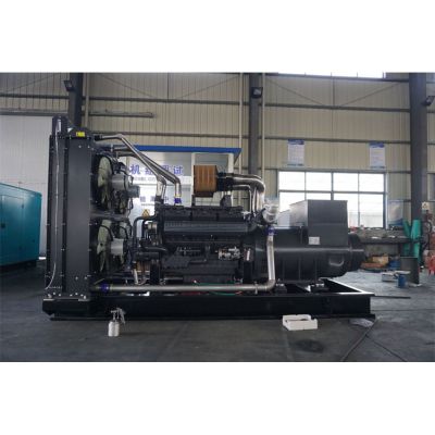 800kw上柴正新柴油發(fā)電機(jī)組-上柴正新12缸柴油機(jī)12V138CZLD柴油發(fā)電機(jī)組,缸徑/行程：138/165mm,柴油發(fā)電機(jī)組水冷發(fā)動(dòng)機(jī)功率805KW,柴油發(fā)電機(jī)組配套馬拉松斯坦福發(fā)電機(jī)。廠價(jià)直銷歡迎選購(gòu)：13773399855。