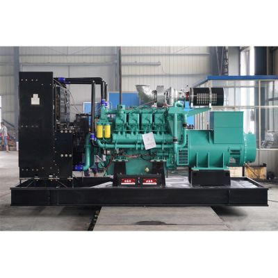 1000kw重慶科克柴油發(fā)電機(jī)組-重慶科克8缸柴油機(jī)QTA2160G5柴油發(fā)電機(jī)組,缸徑/行程：170/195mm,柴油發(fā)電機(jī)組水冷發(fā)動(dòng)機(jī)功率1083KW,柴油發(fā)電機(jī)組配套馬拉松斯坦福發(fā)電機(jī)。廠價(jià)直銷歡迎選購：13773399855。