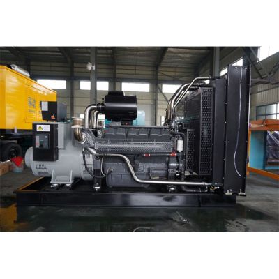 600kw無錫動力柴油發(fā)電機組-無錫動力12缸柴油機WD269TAD56柴油發(fā)電機組,缸徑/行程：138/150mm,柴油發(fā)電機組水冷發(fā)動機功率616KW,柴油發(fā)電機組配套馬拉松斯坦福發(fā)電機。廠價直銷歡迎選購：13773399855。