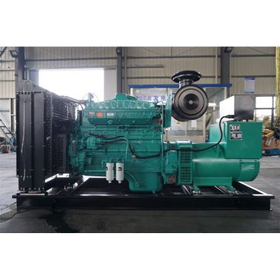 300kw重慶康明斯柴油發(fā)電機(jī)組-重慶康明斯6缸柴油機(jī)NTA855-G2柴油發(fā)電機(jī)組,缸徑/行程：140/152mm,柴油發(fā)電機(jī)組水冷發(fā)動(dòng)機(jī)功率321KW,柴油發(fā)電機(jī)組配套馬拉松斯坦福發(fā)電機(jī)。廠價(jià)直銷(xiāo)歡迎選購(gòu)：13773399855。
