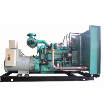 500kw重慶康明斯柴油發(fā)電機(jī)組-重慶康明斯6缸柴油機(jī)KTAA19-G5柴油發(fā)電機(jī)組,缸徑/行程：159/159mm,柴油發(fā)電機(jī)組水冷發(fā)動(dòng)機(jī)功率555KW,柴油發(fā)電機(jī)組配套馬拉松斯坦福發(fā)電機(jī)。廠價(jià)直銷(xiāo)歡迎選購(gòu)：13773399855。