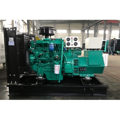 30KW玉柴柴油發(fā)電機組-玉柴4缸柴油機YCD4N23H8-55,柴油發(fā)電機組缸徑/行程：93/103mm,柴油發(fā)電機組水冷發(fā)動機功率39.6KW,柴油發(fā)電機組配套馬拉松斯坦福發(fā)電機。廠價直銷歡迎選購：13773399855。