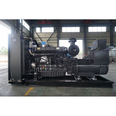 300kw上柴動(dòng)力柴油發(fā)電機(jī)組-上柴股份6缸柴油機(jī)6ETAA11.8-G32柴油發(fā)電機(jī)組,缸徑/行程：128/153mm,柴油發(fā)電機(jī)組水冷發(fā)動(dòng)機(jī)功率308KW,柴油發(fā)電機(jī)組配套馬拉松斯坦福發(fā)電機(jī)。廠價(jià)直銷(xiāo)歡迎選購(gòu)：13773399855。