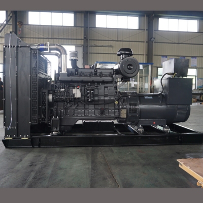 500kw上柴動(dòng)力柴油發(fā)電機(jī)組-上動(dòng)力6缸柴油機(jī)6KTAA25-G35柴油發(fā)電機(jī)組,缸徑/行程：170/185mm,柴油發(fā)電機(jī)組水冷發(fā)動(dòng)機(jī)功率572KW,柴油發(fā)電機(jī)組配套馬拉松斯坦福發(fā)電機(jī)。廠價(jià)直銷(xiāo)歡迎選購(gòu)：13773399855。